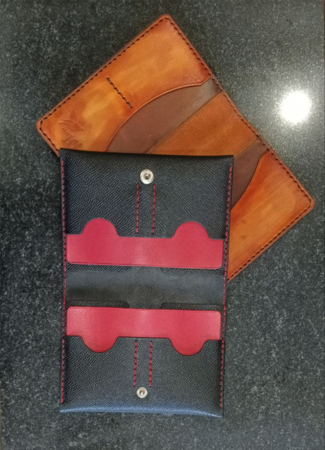 Две обложки для паспорта